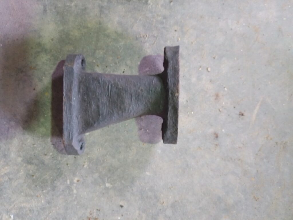 Image of a Blaxland single cylinder exhaust manifold