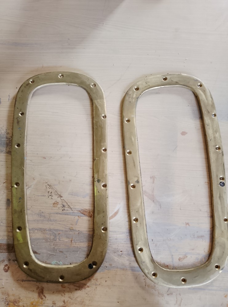 image of bronze window surrounds