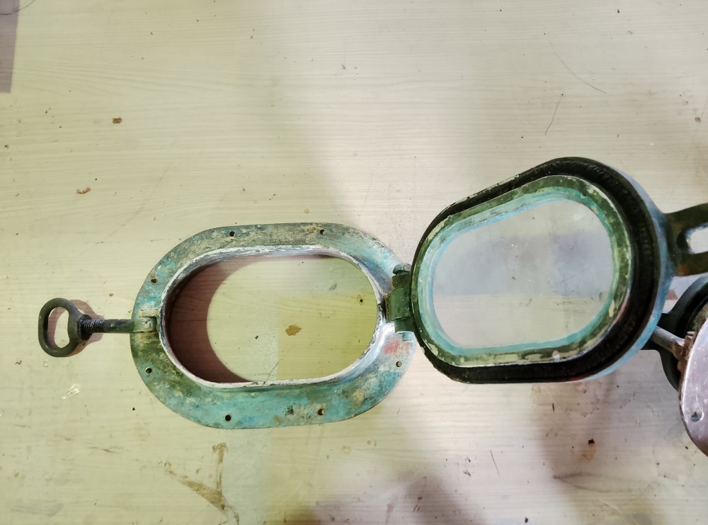Image of a set of 4 bronze oval port holes
