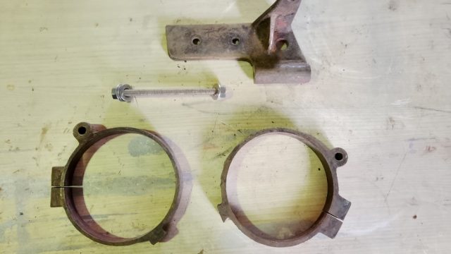 image of a Blaxland dyna start support bracket and clamps