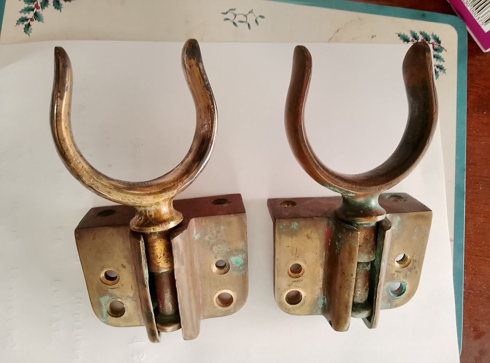 image of a pair of second hand bronze dropdown rowlocks