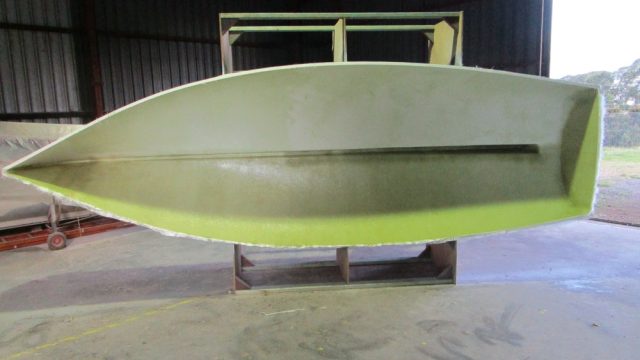 image of a new 16 foot fiberglass hull for sale