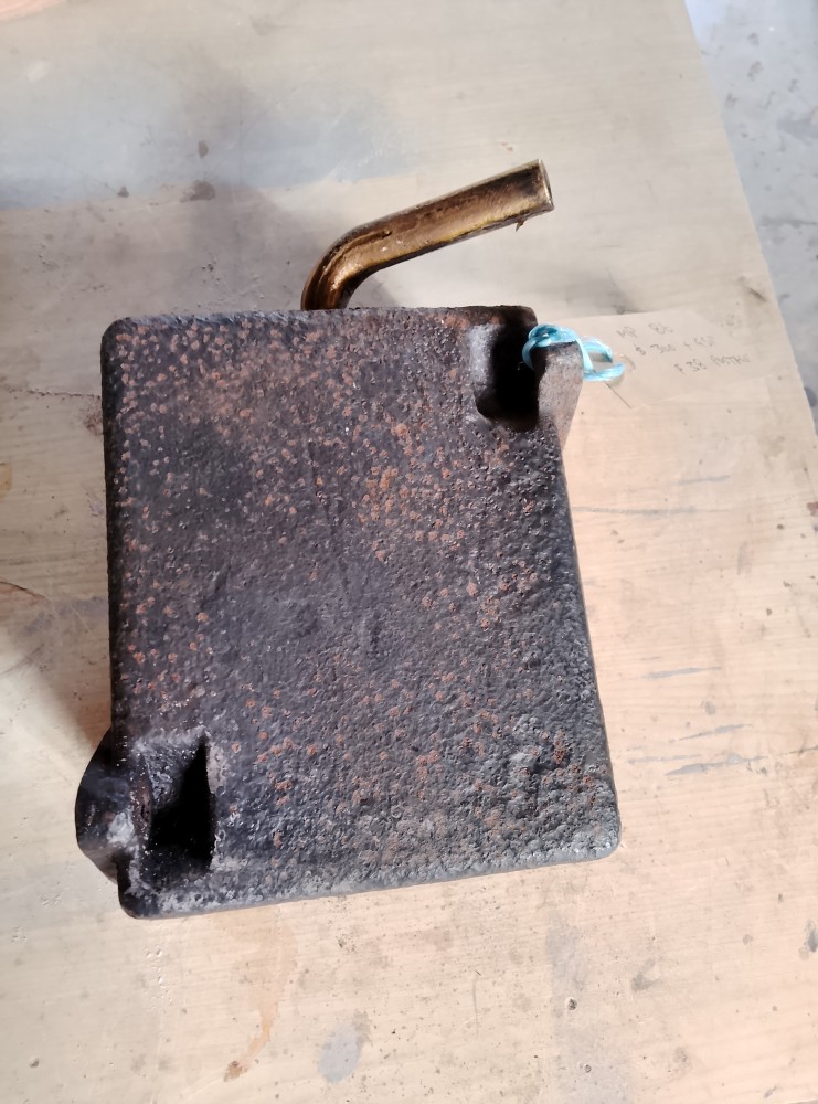 image of a Blaxland exhaust box, second hand