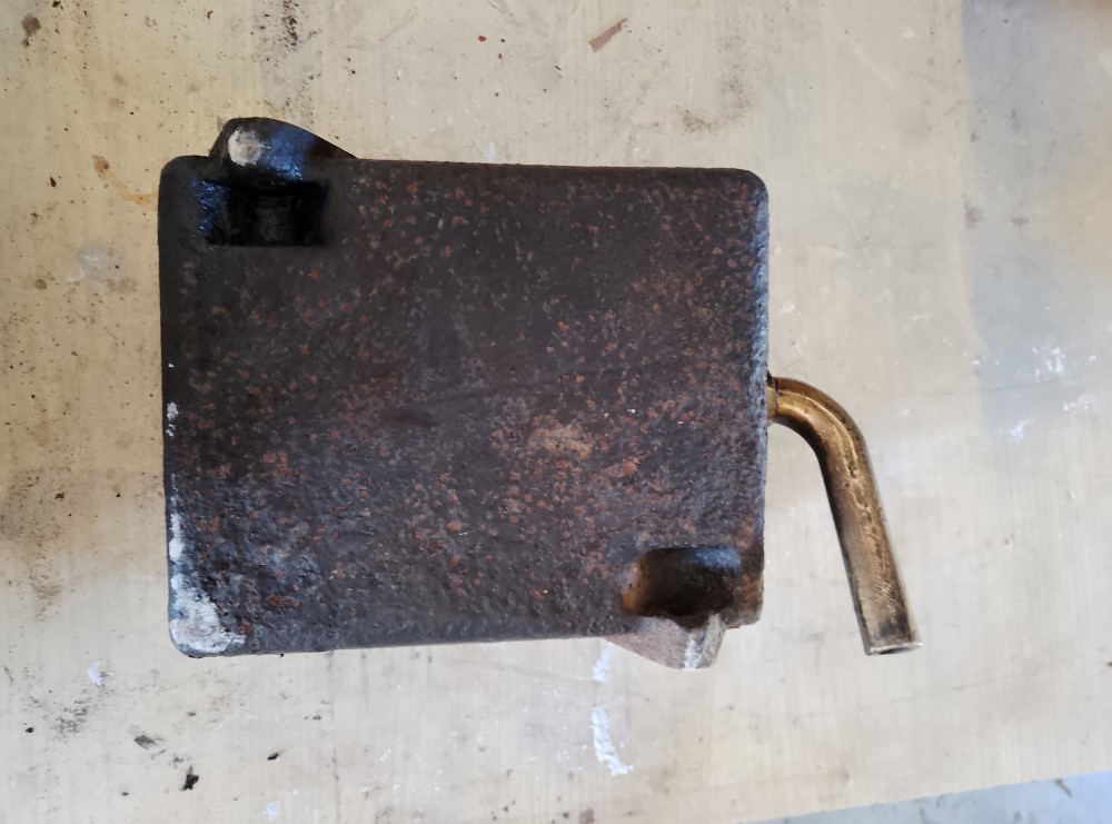 image of a Blaxland exhaust box, second hand